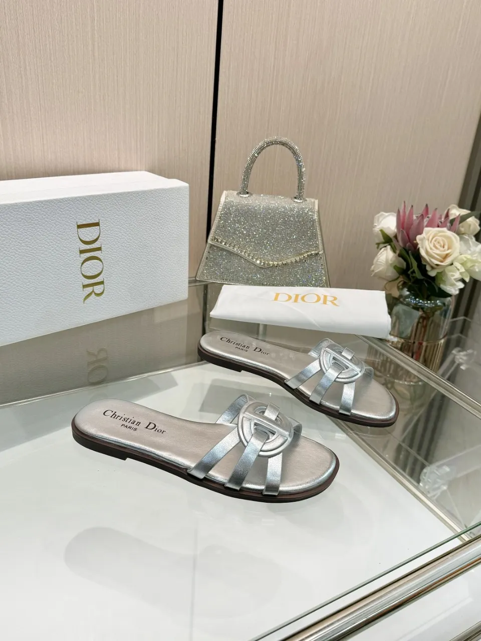 👟👟Ex-factory price 340👟👟 Dior new model, 9 colors available, cowhide fabric, code number 35-42, leather sole +40